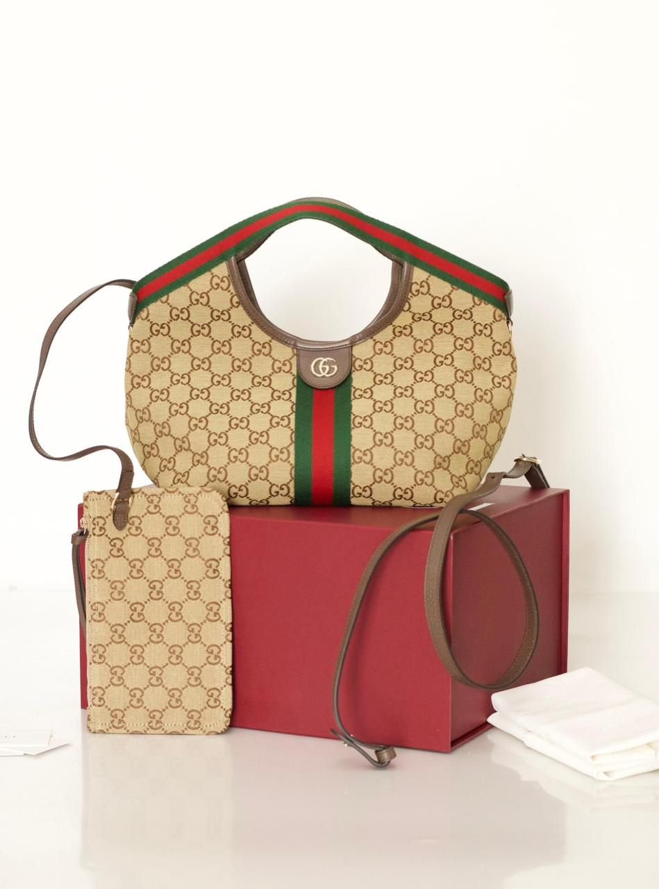 Bolsas . Bolsa Gucci Giglio Small Tote — Desapeguei foto 1