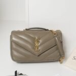 Bolsas . Bolsa Saint Laurent Loulou Small — Desapeguei foto 2